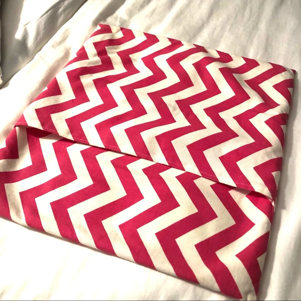 Pink & White Pattern 16” Square Pillow Cov…